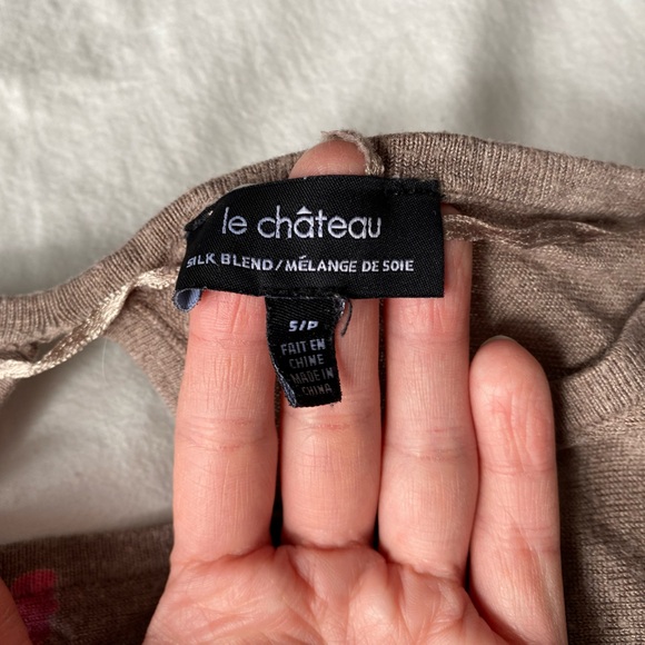 Le Château batwing top - Picture 2 of 2